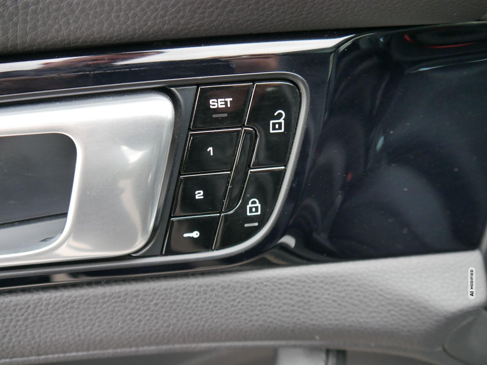 Porsche Panamera 4 Hybrid*ALLRAD*NAVI*PDC*KAMERA*LED*TEMPOMAT*LEDER*EL.PONORAMA-DACH*20-
