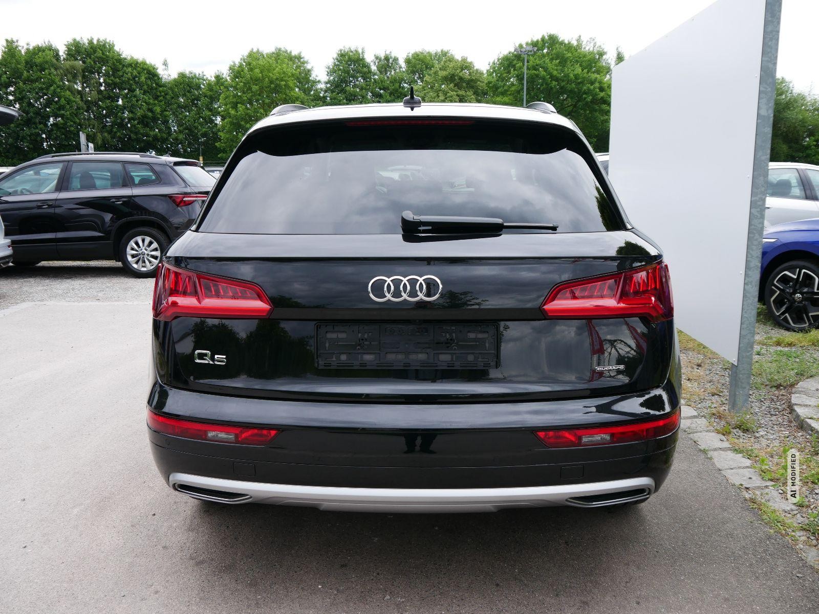 Audi Q5 45 TFSI * QUATTRO * S-TRONIC * SPORT * LED * NAVI MMI TOUCH * KAMERA * PDC * 