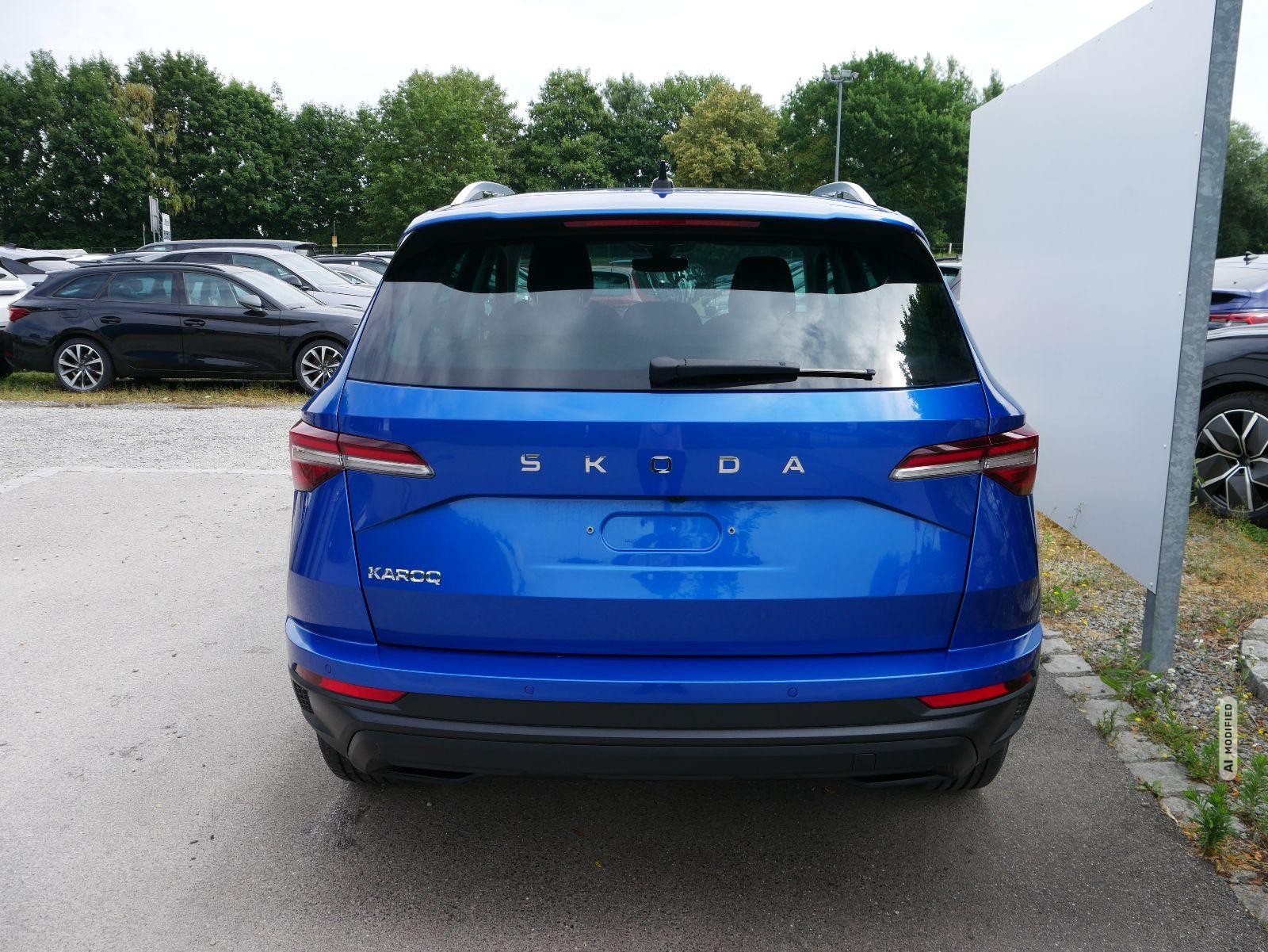Skoda Karoq Selection 1.5 TSI DSG*ACC*PDC*KAMERA*TEMPOMAT*LED*SMARTLINK*KLIMA*RADIO*17