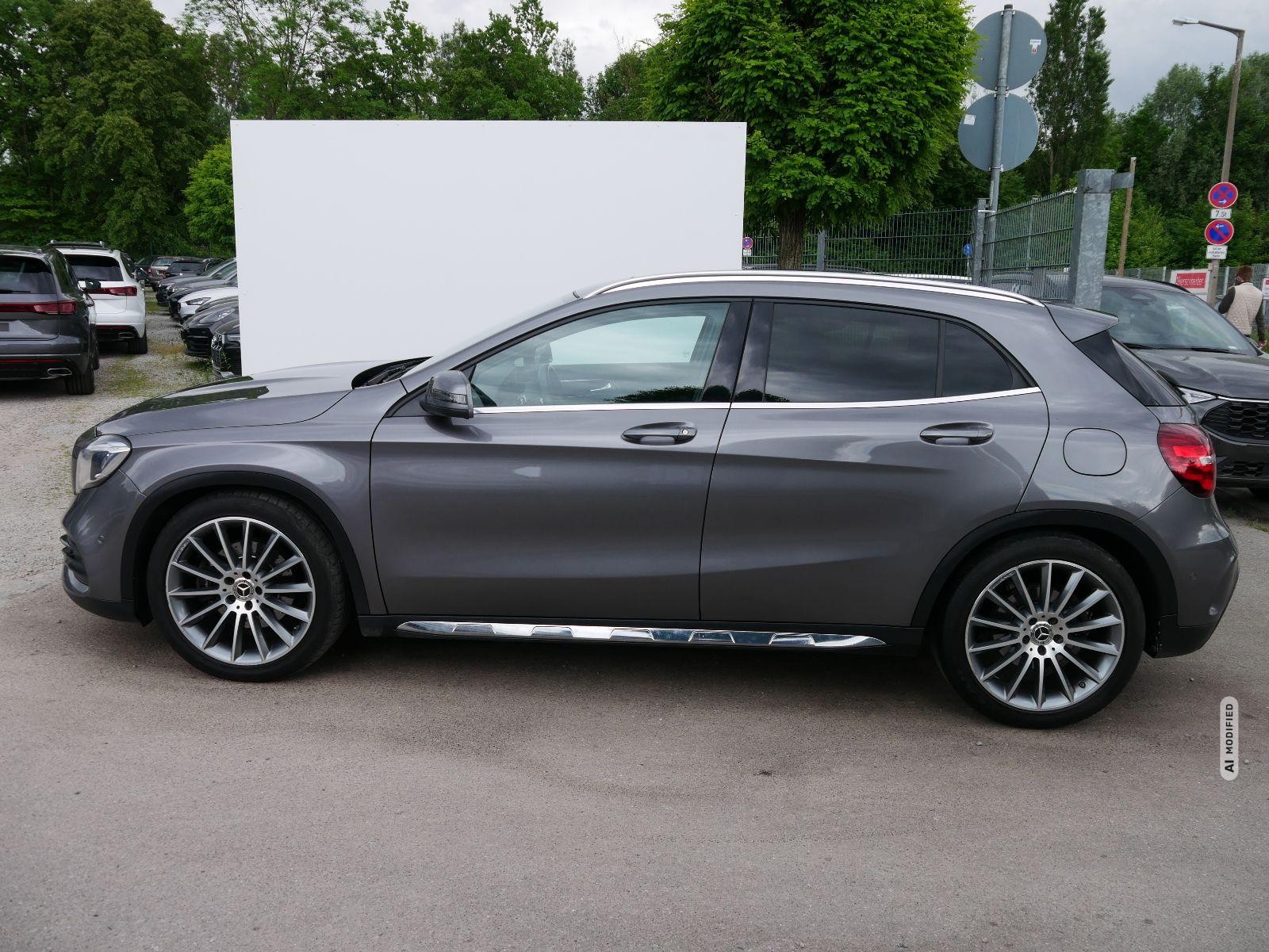 Mercedes-Benz GLA 250 4Matic 7G-DCT AMG Line*NAVI*PDC*KAMERA*LED*SHZ*TEMPOMAT*KLIMA*19-ZOLL