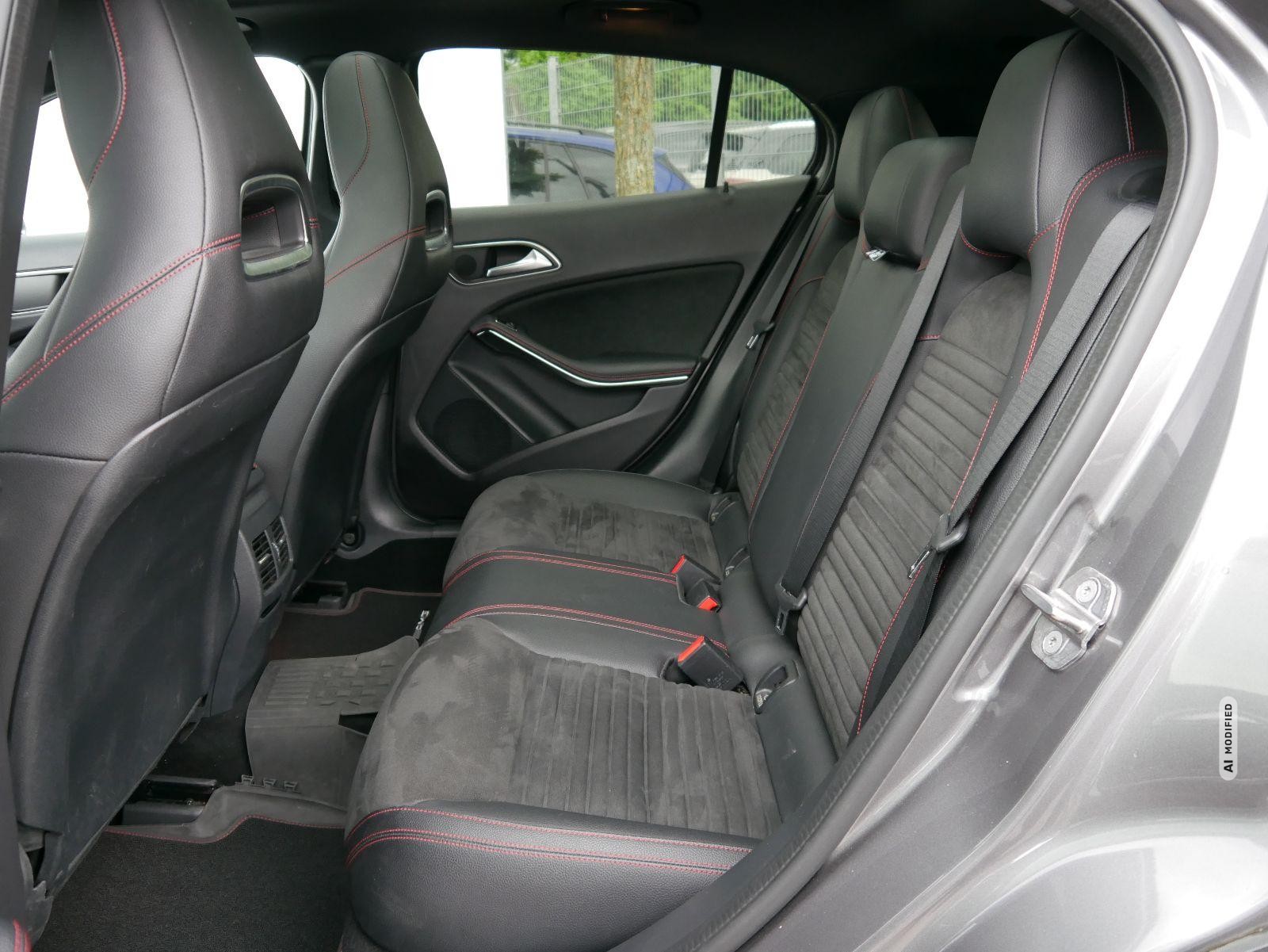 Mercedes-Benz GLA 250 4Matic 7G-DCT AMG Line*NAVI*PDC*KAMERA*LED*SHZ*TEMPOMAT*KLIMA*19-ZOLL
