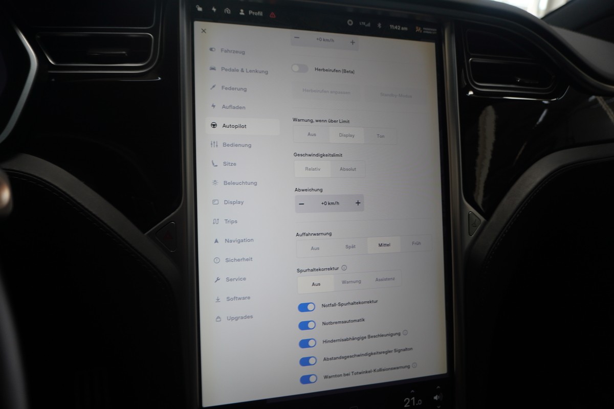 Tesla Model X  P100D 6Sitzer Autopilot Pano Sound AHK 