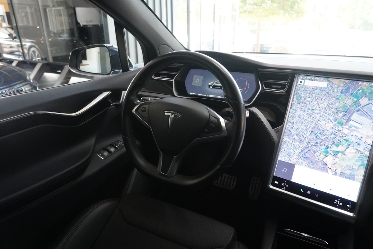 Tesla Model X  P100D 6Sitzer Autopilot Pano Sound AHK 