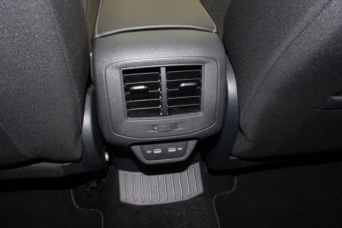 Volkswagen T-Roc 1.5 TSI R-Line OPF DSG