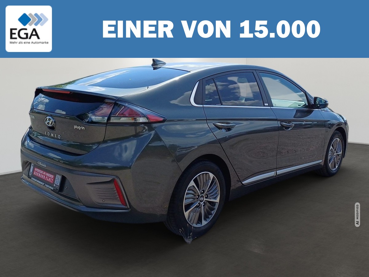 Hyundai IONIQ 1.6 GDI Style PHEV PDC Kamera Sitzh. 