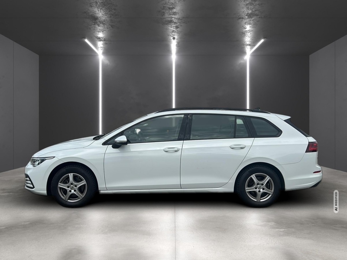 Volkswagen Golf VIII  eTSI Life  *LED*NAVI*KLIMA*PANO*