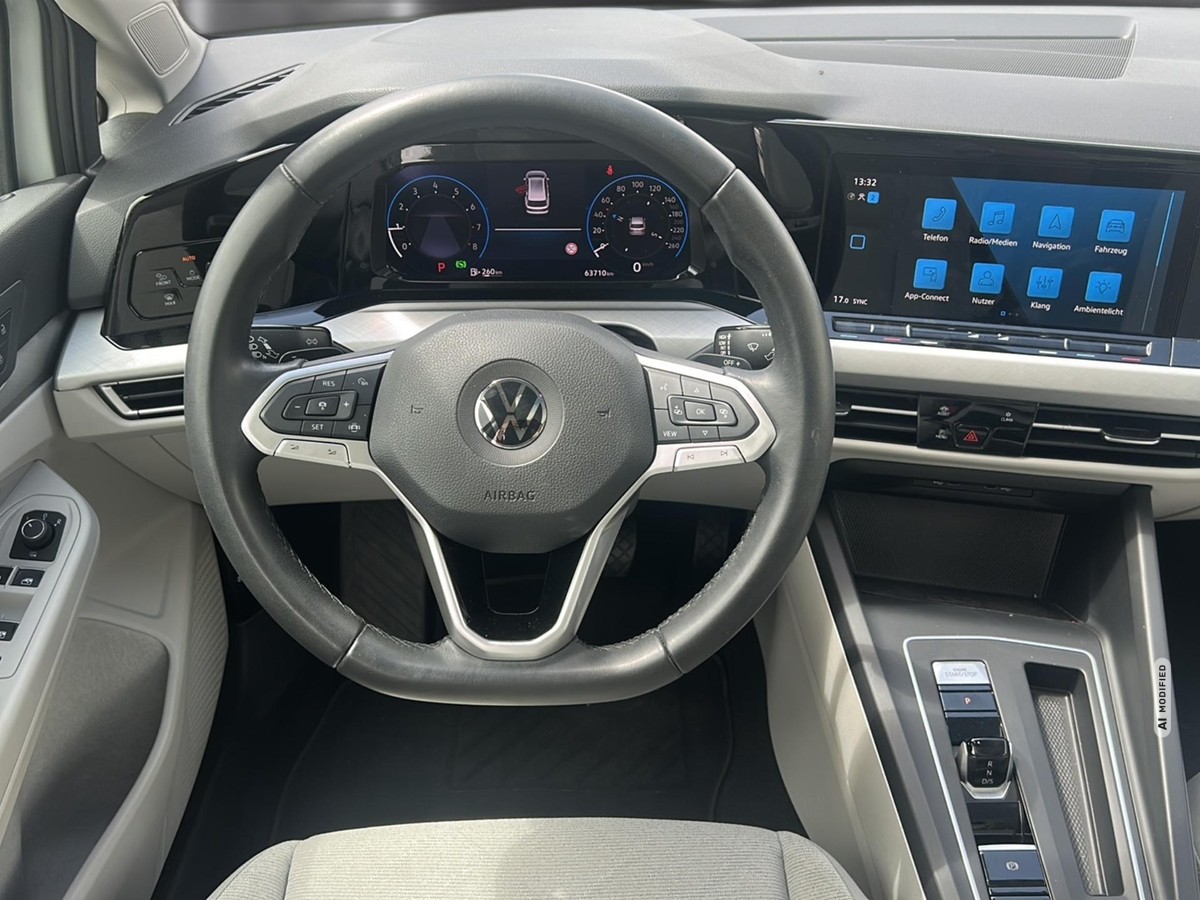 Volkswagen Golf VIII  eTSI Life  *LED*NAVI*KLIMA*PANO*