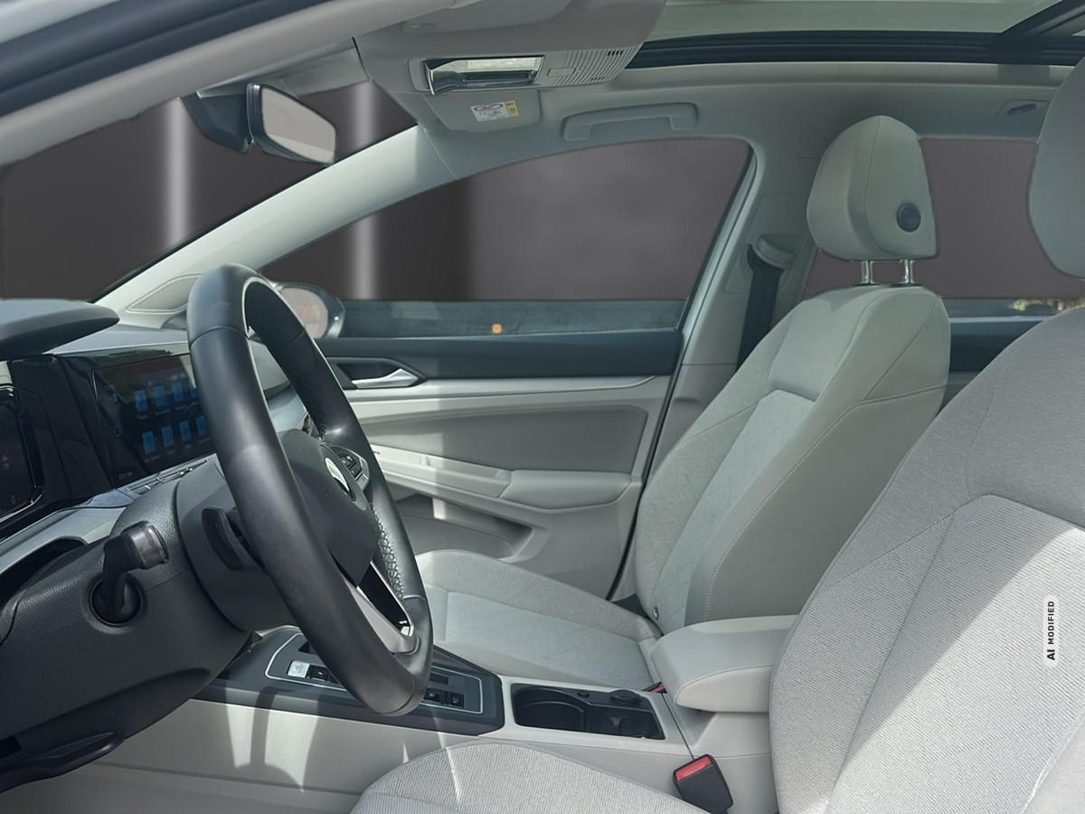 Volkswagen Golf VIII  eTSI Life  *LED*NAVI*KLIMA*PANO*