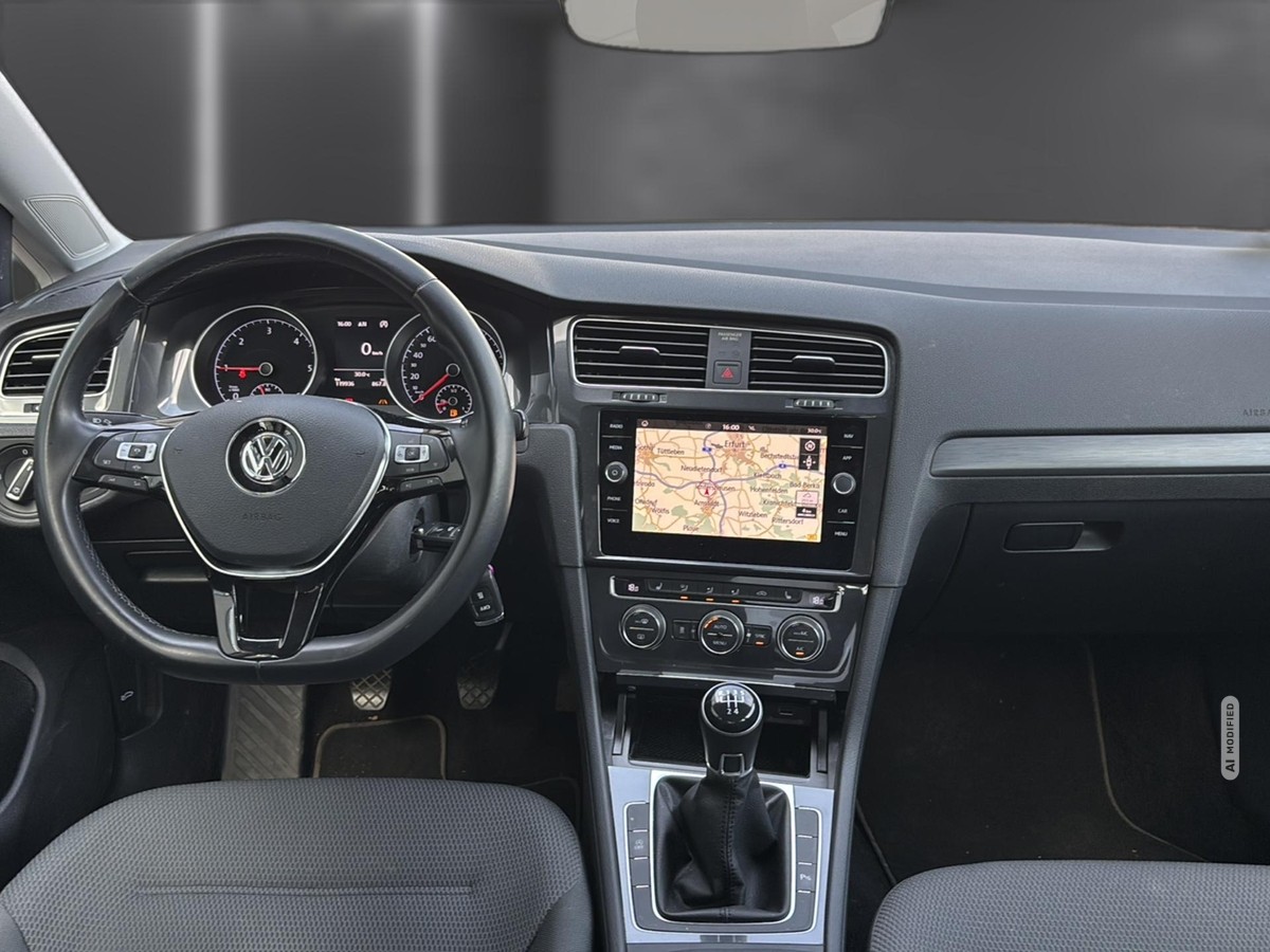 Volkswagen Golf VII 1.6 TDI Comfortline *SHZ*PDC*NAVI*KLIMA