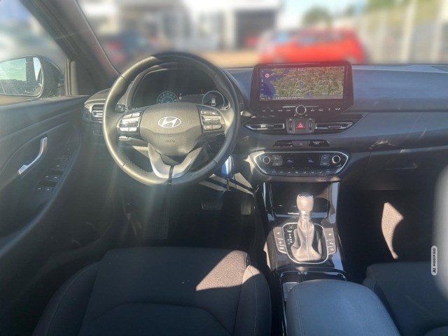Hyundai i30 FL Kombi (MY25) 1.5 T-GDI (140PS) 48V 7-DCT Advantage Panoramadach