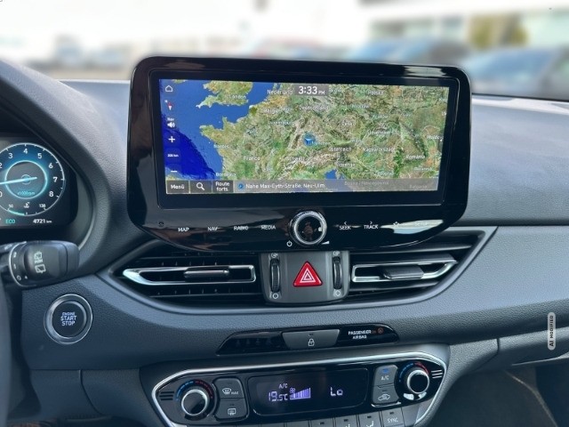 Hyundai i30 FL Kombi (MY25) 1.5 T-GDI (140 PS) 48V 7-DCT 2WD Advantage Plus-Paket