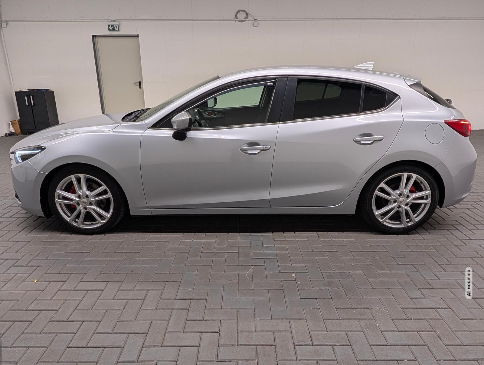 Mazda 3 Exclusive-Line LED/Navi/SHZ/LHZ/Kam/HUD/18-LM