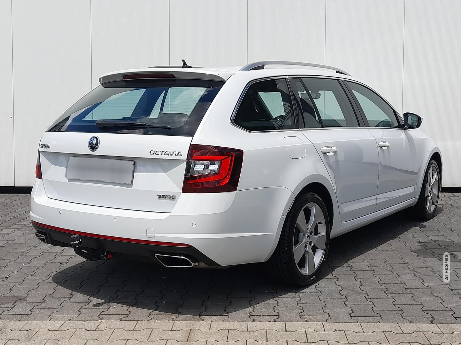 Skoda Octavia 2.0 TSI RS NAVI~SHZ~PANO~2xPDC~SMARTLINK