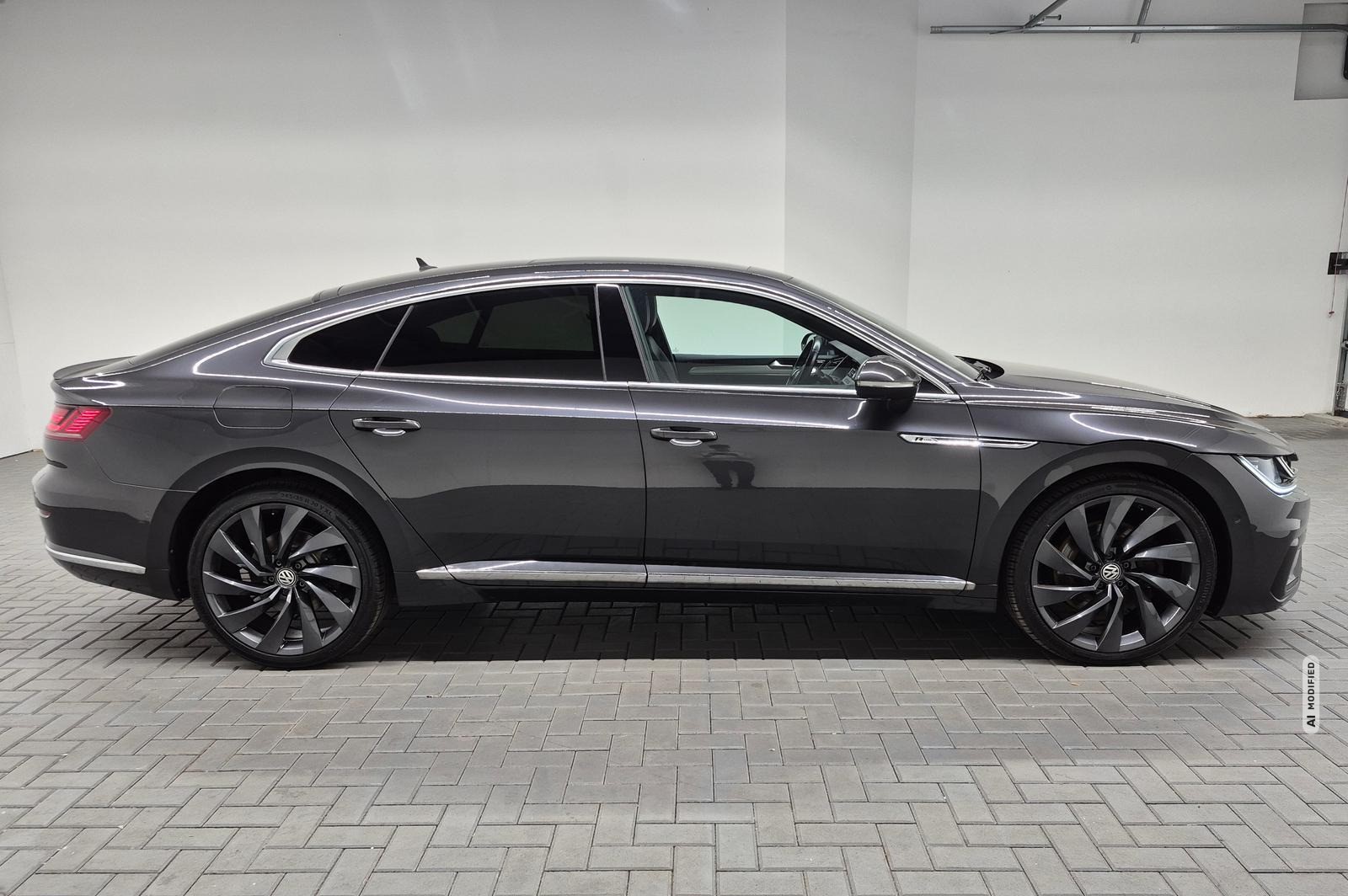 Volkswagen Arteon R-Line 4M Stdhzg/DCC/360°/HUD/Pano/20-LM