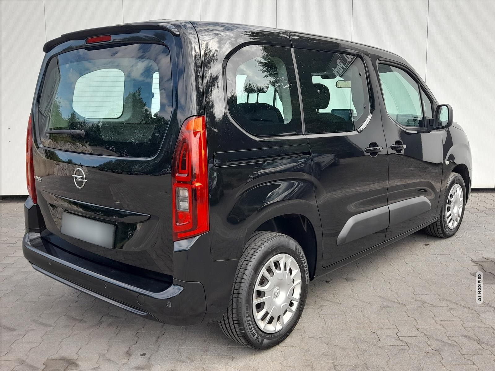 Opel Combo Life Edition NAVI~2xPDC~RFK~APP~KLIMAAUTO