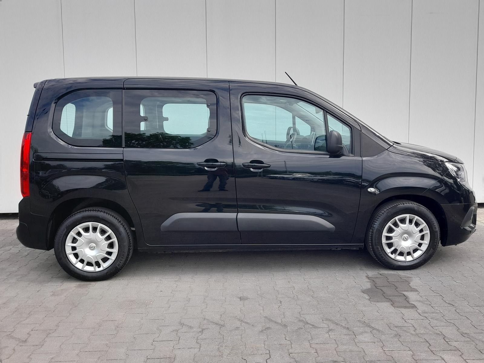 Opel Combo Life Edition NAVI~2xPDC~RFK~APP~KLIMAAUTO