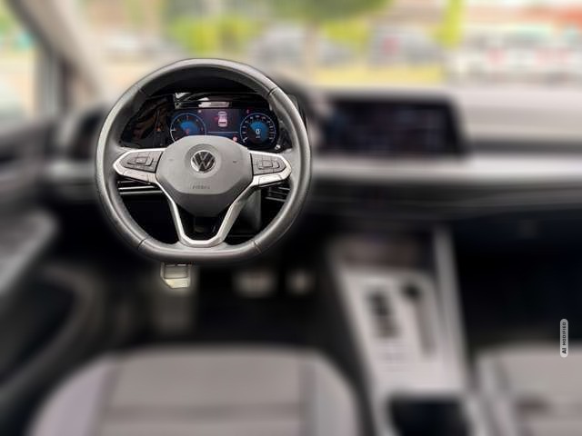 Volkswagen Golf Active Matrix ACC Navi Pano AHK HUD SitzHZG Keyles