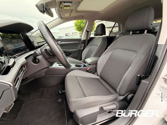 Volkswagen Golf Active Matrix ACC Navi Pano AHK HUD SitzHZG Keyles