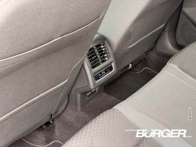 Volkswagen Golf Active Matrix ACC Navi Pano AHK HUD SitzHZG Keyles
