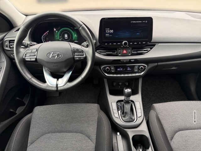 Hyundai i30 1.5 cw Trend +KLIMA+NAVI+PDC+RFK+DAB+UVM+
