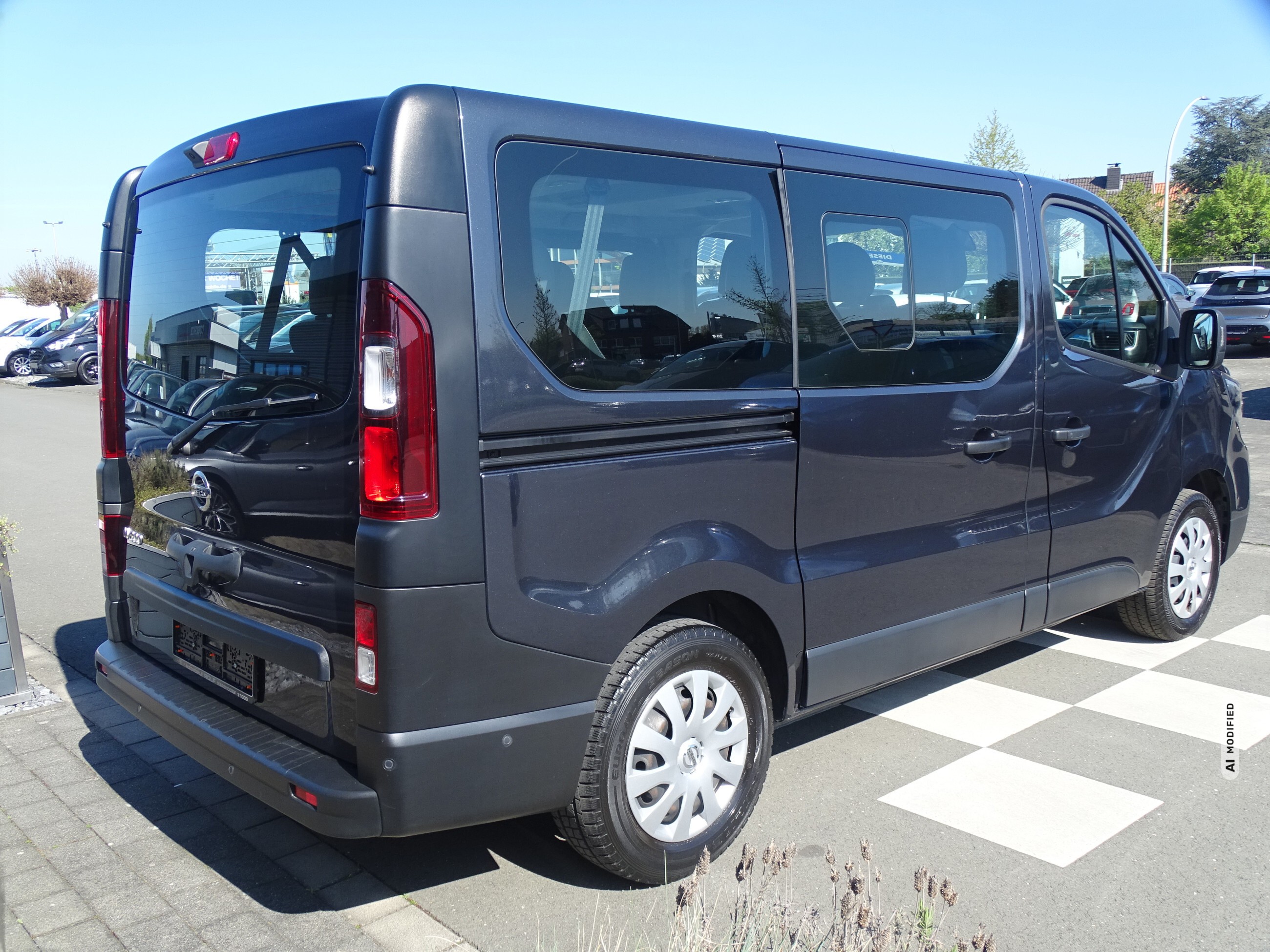 Nissan NV300 L1H1 2,8t N-CONNECTAR*KLIMA*RFK*NAVI*LED*