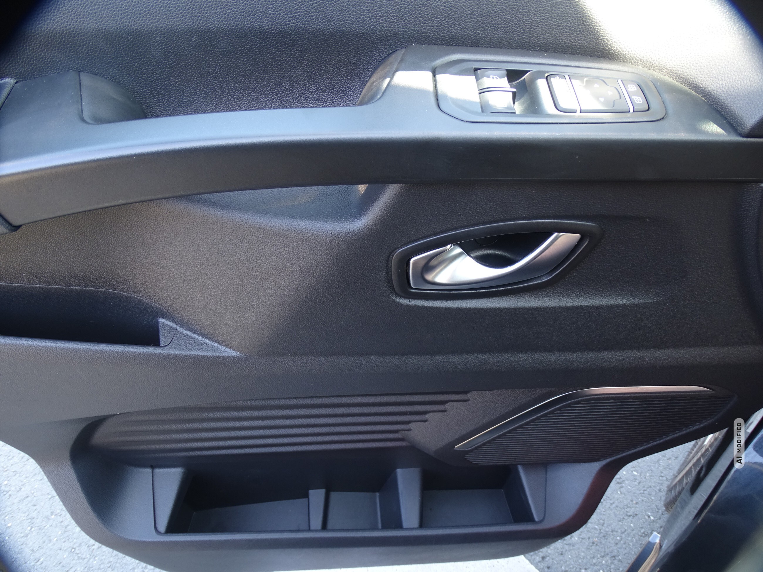 Nissan NV300 L1H1 2,8t N-CONNECTAR*KLIMA*RFK*NAVI*LED*