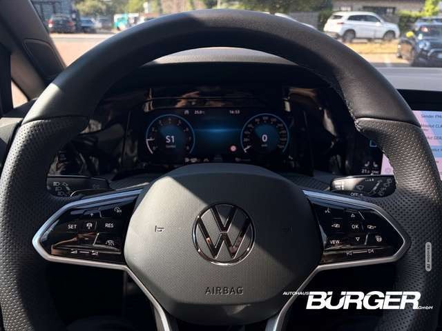 Volkswagen Golf VIII R-Line eTSI Navi Digitales Cockpit ACC LED Sp