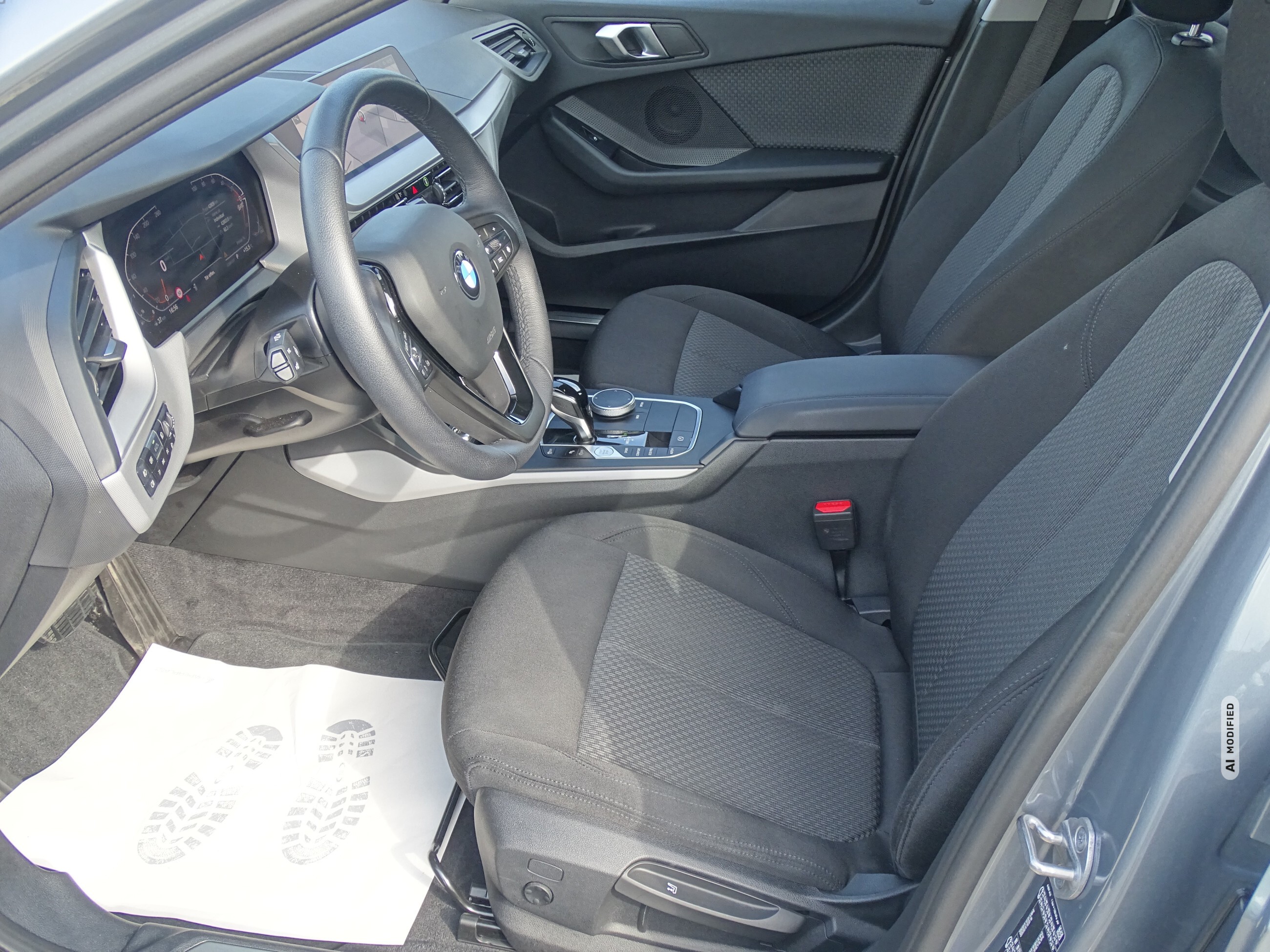 BMW 118 Advantage*STEPTRONIC*LED*SHZG*NAVI*DAB*PDC*