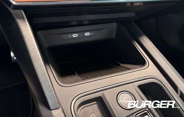 Cupra Leon VZ 4Drive Pano AHK Kamera Matrix Navi ACC 19-Zoll