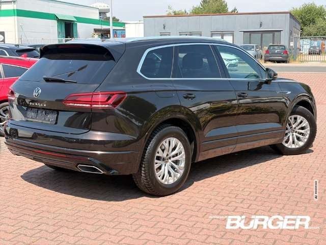 Volkswagen Touareg R-Line 4M Navi AHK ACC Luftfederung Leder StandHZG