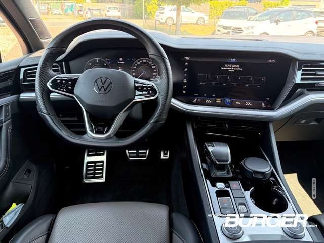 Volkswagen Touareg R-Line 4M Navi AHK ACC Luftfederung Leder StandHZG