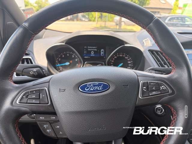 Ford Kuga ST-Line Navi Bi-Xenon Kamera LenkrHzg Sony El.Heck