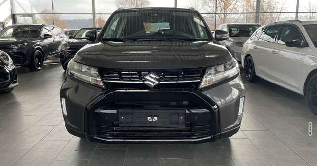Suzuki Vitara 1.4 Comfort + Facelift Navi Leder LED Kamera ACC S