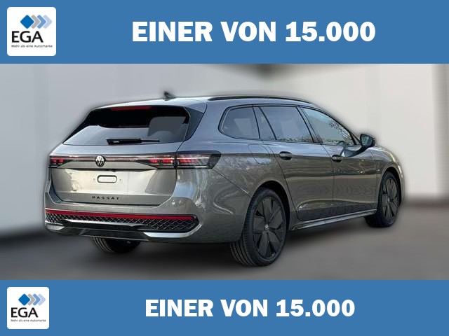 Volkswagen Passat Variant R-Line AHK+PANO+NAVI+Head-UP+Matrix-LED+ACC 2.0...