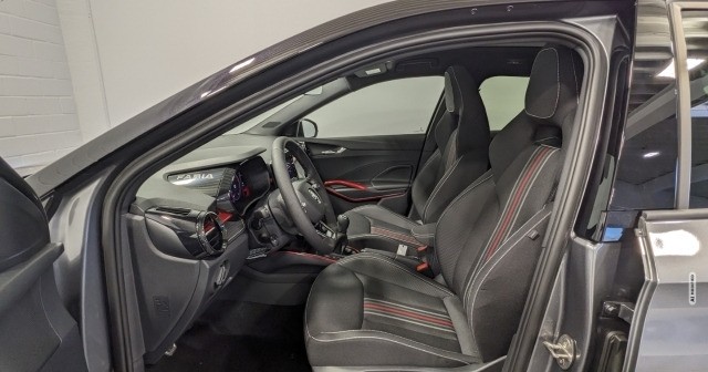 Skoda Fabia 1.0 TSI Monte Carlo Navi LED Pano CarPlay