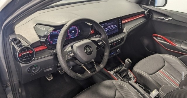 Skoda Fabia 1.0 TSI Monte Carlo Navi LED Pano CarPlay