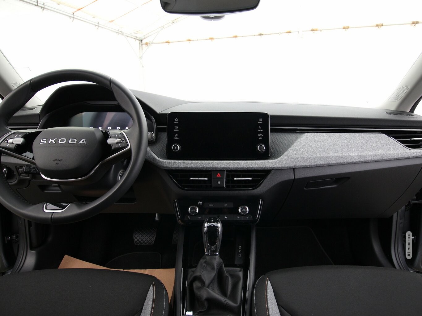 Skoda Kamiq TSI OPF 7-DSG Selection LED+KAMERA+ACC...