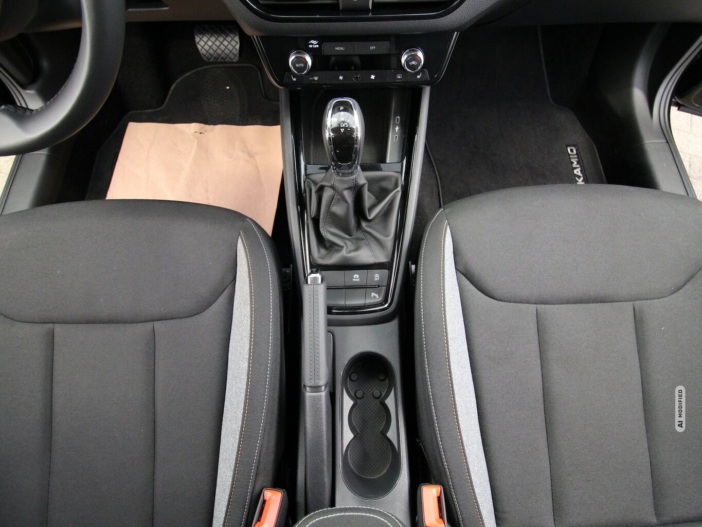 Skoda Kamiq TSI OPF 7-DSG Selection LED+KAMERA+ACC...