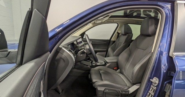 BMW X3 20i xDrive Laser Live-Cockpit Pano Innovation
