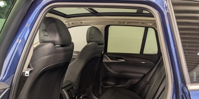 BMW X3 20i xDrive Laser Live-Cockpit Pano Innovation