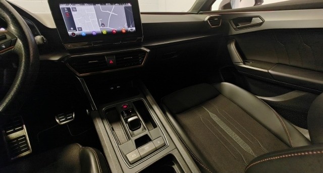 Cupra Leon ST VZ 1.4 e-Hybrid DCC Navi Parklenk