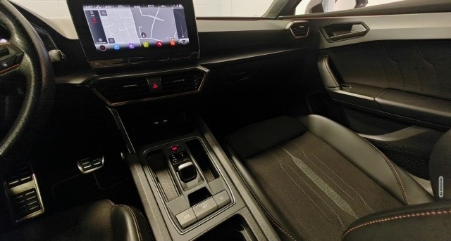 Cupra Leon ST VZ 1.4 e-Hybrid DCC Navi Parklenk