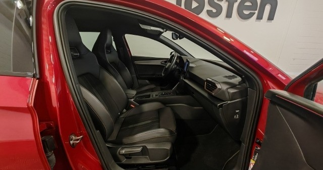 Cupra Leon ST VZ 1.4 e-Hybrid DCC Navi Parklenk