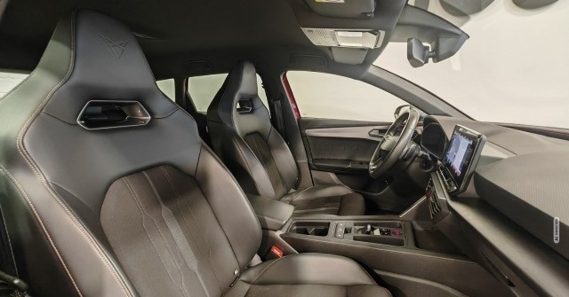 Cupra Leon ST VZ 1.4 e-Hybrid DCC Navi Parklenk