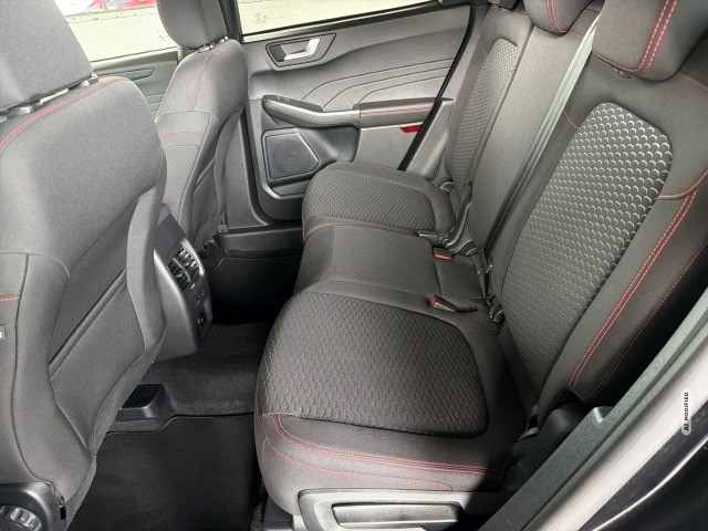 Ford Kuga ST-Line 1.5 EcoBoost +LED+RFK+PDC+SZH+NAVI+M&S+DAB+