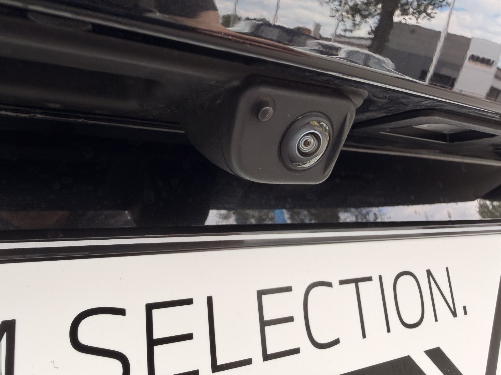 BMW 220 Active Tourer AHK Sport HeadUp LiveCockpit Prof Adapt LED