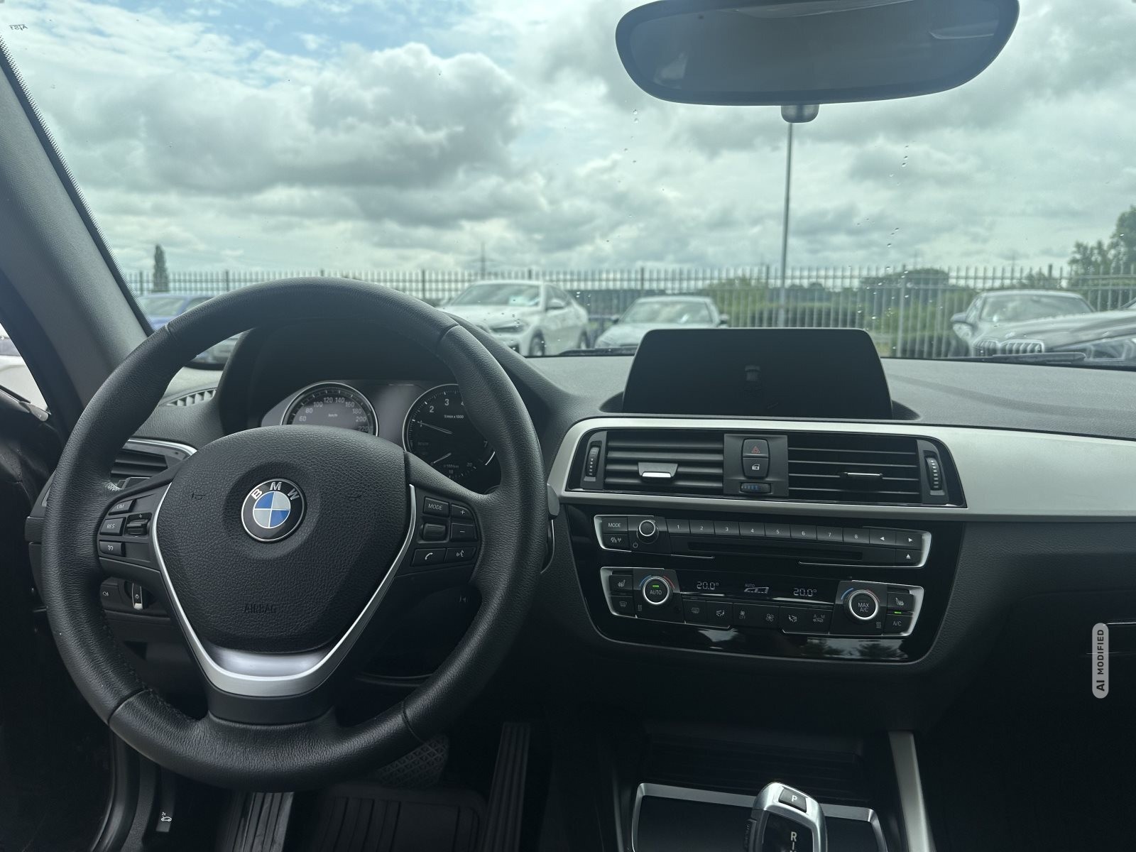 BMW 218 COUPÉ ADVANTAGE AUT NAVI BUSINESS GRA PDC SHZG ALARM