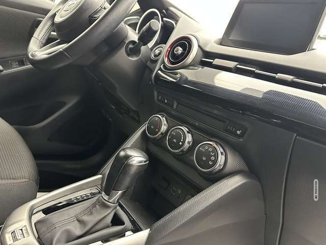 Mazda 2 Homura 