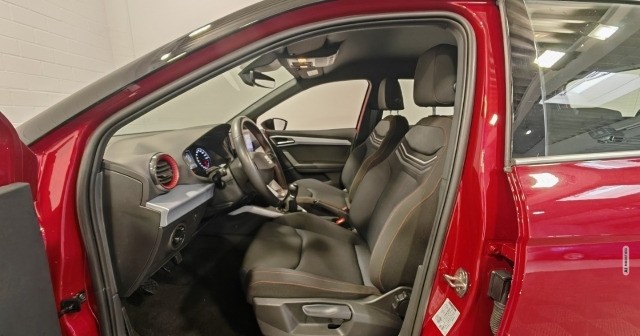 Seat Arona FR 1.0 TSI LED ACC DAB Navi SHZ Lane