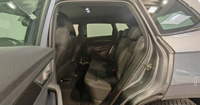 Skoda Karoq Sportline 1.5 TSI MTRX CarPlay ACC KAM Lane